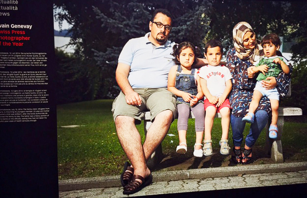 Sono i siriani che persero la loro bambina a Domo nella foto vincitrice dello Swiss Press 2014