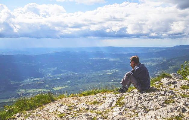 L'Uncem denuncia carenze per internet e telefonia in montagna e studia azione legale contro gli operatori