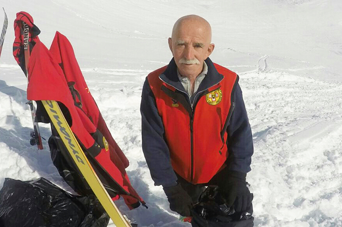 Addio a Renato Della Bianca. A Bognanco il funerale del volontario del Soccorso Apino