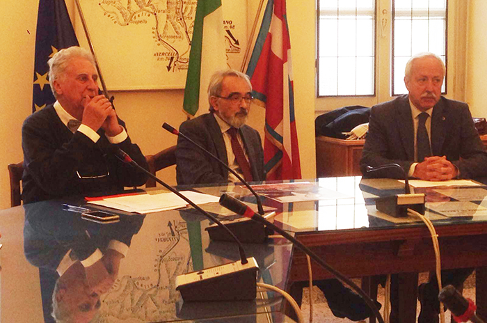 Presentato il ricco programma per il 2016 dell'Associazione "Mario Ruminelli", c'è anche un evento con lo storico dell'arte Philip Daverio. Video