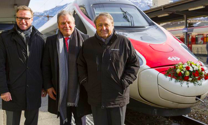 Presentato a Sion il nuovissimo treno Eurocity chiamato “Canton Vallese”. Fermerà anche a Domo