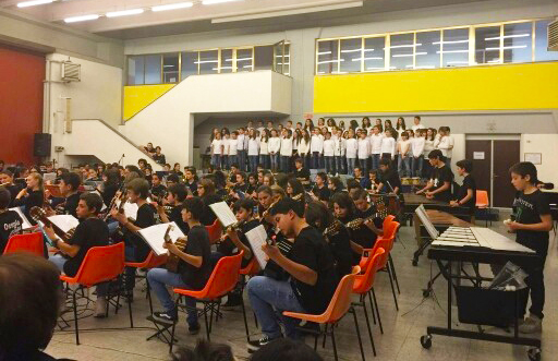 L’Absa consegna cinque borse di studio ai ragazzi delle scuole medie. Fotogallery
