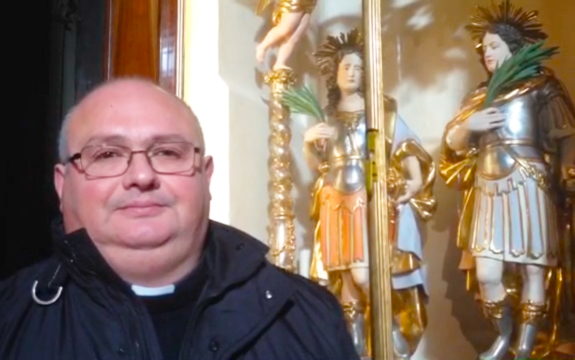 Il messaggio di Natale del parroco domese don Barone all'insegna della Misericordia. Video