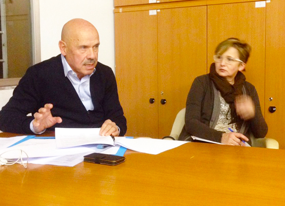 Avete legna da vendere? A Villa nascerà una piattaforma per trasformarlo in cippato. Videointerviste