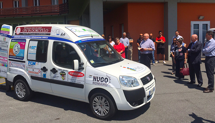La solidarietà delle aziende ossolane per l'acquisto del nuovo mezzo trasporto disabili del Ciss. Video e fotogallery