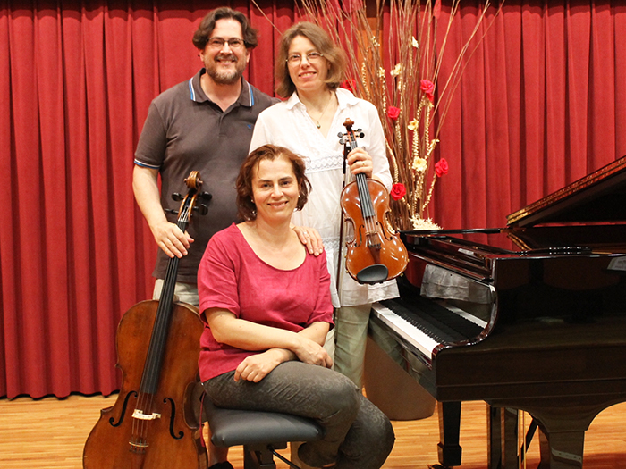 Sabato in Vigezzo 'Musica da Bere' con un trio 