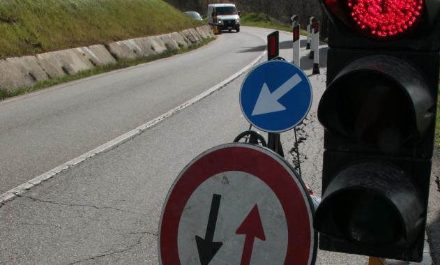 Cannobio, due notti di statale a senso unico alternato
