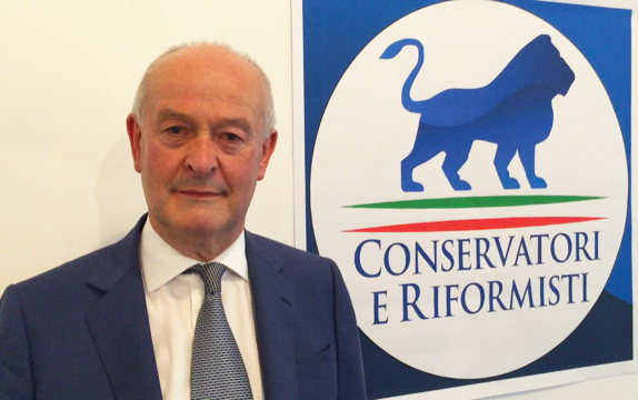 Valter Zanetta cavalca il leone blu dei “Conservatori e riformisti” di Fitto. Videointervista