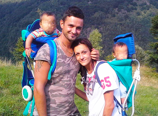Svolta nelle indagini, Valentina e Davide travolti da un pullman di una scolaresca. L'autista è sceso e poi è ripartito