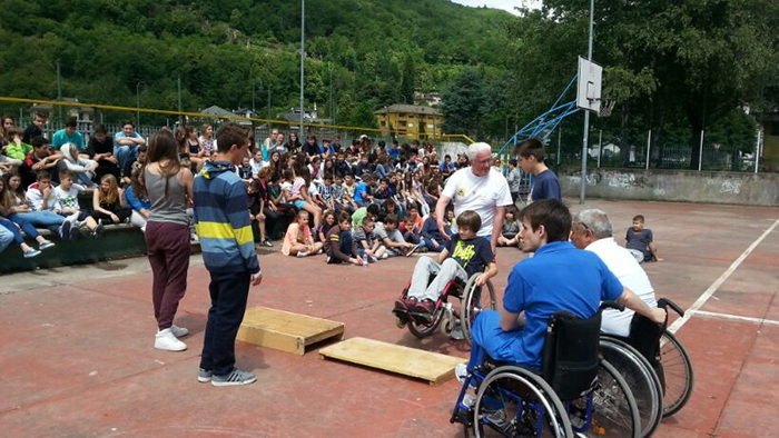 Gli ostacoli che incontrano i disabili a Crevola e Domo in un dvd. Fotogallery 