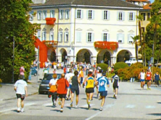 Trentatré anni di Straverbania