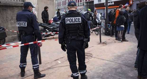 Coppia del Verbano di ritorno da Parigi: che orrore e quanto spavento