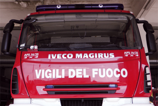 Due incidenti e un'auto in fiamme