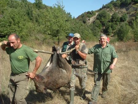 La carne di cinghiale venduta alla sagra non era nociva: tutti assolti
