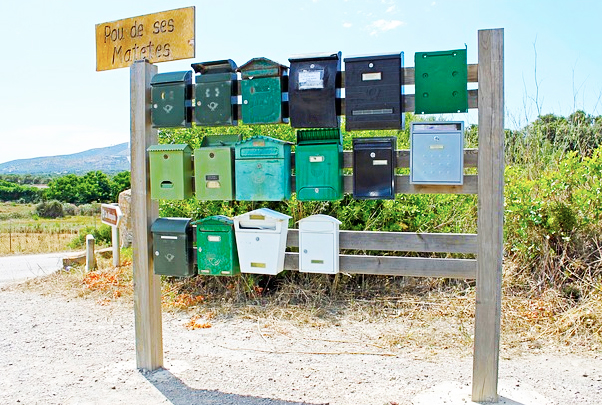 Poste italiane rimanda a fine anno i tagli nelle consegne in montagna