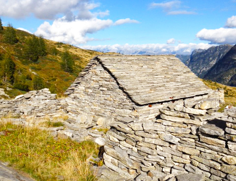 Montecrestese, il Comune investe sulla montagna e sistema il bivacco Corterosso
