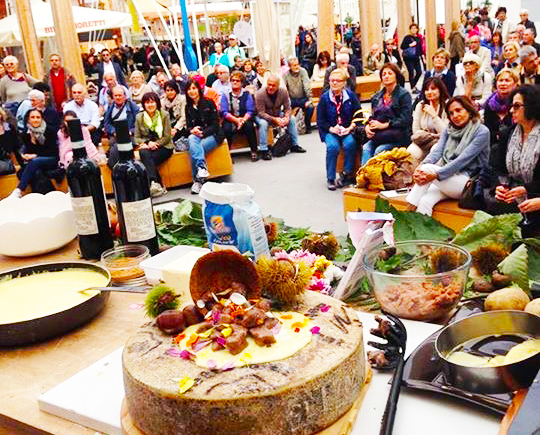 Un successo all'Expo gli gnocchi di castagne e cioccolato. E' "cooking show" con lo chef Giorgio Bartolucci