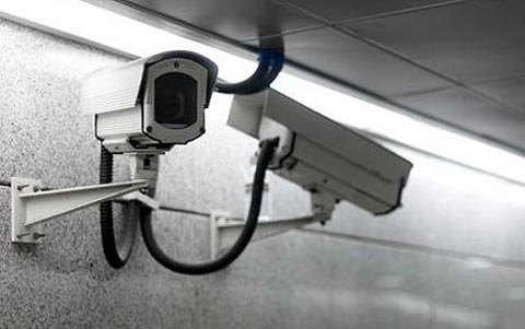 Contro i vandali di Intra più controlli. Videosorveglianza potenziata dai privati