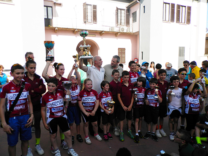 I giovanissimi del Pedale Ossolano Idroweld vincono ancora il Trofeo per società