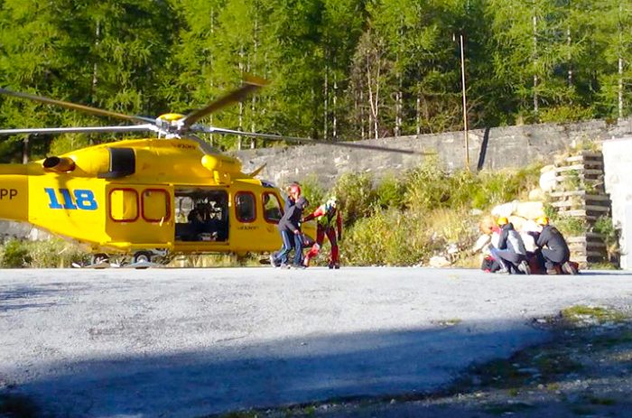 Salvati i tre giovani bloccati sul Rosa, avevano una kway e scarpe da ginnastica. Il rimprovero dei soccorritori