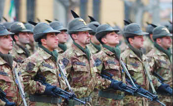 Gli alpini ossolani riuniti a Re per il 143° anniversario della fondazione del Corpo
