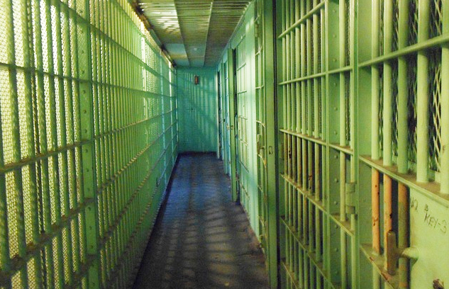 Fermato con sei panetti di eroina, condannato a 3 anni e mezzo di carcere