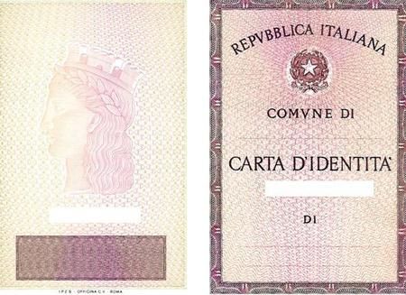 Carte d'identità false vendute a minorenni per bere alcolici in discoteca