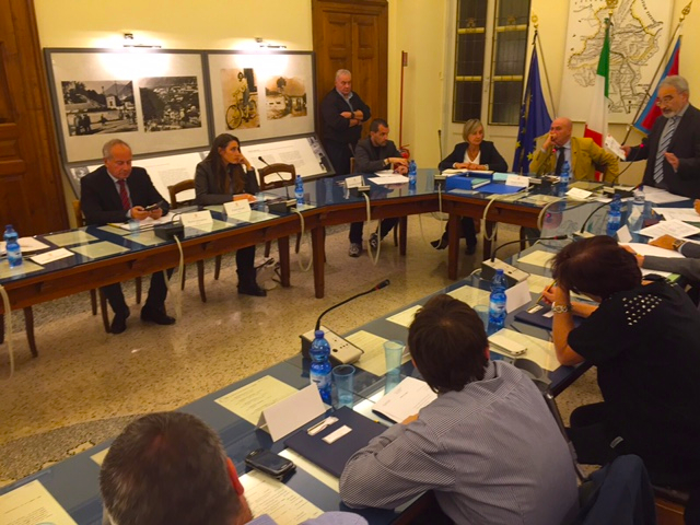 Delbarba dopo la mancanza del numero legale: “Inammissibile l'indifferenza dei politici verso i frontalieri”