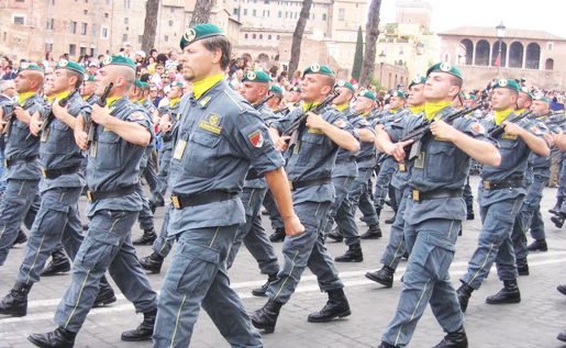 Esce il bando della Guardia di Finanza, si reclutano 8 tenenti