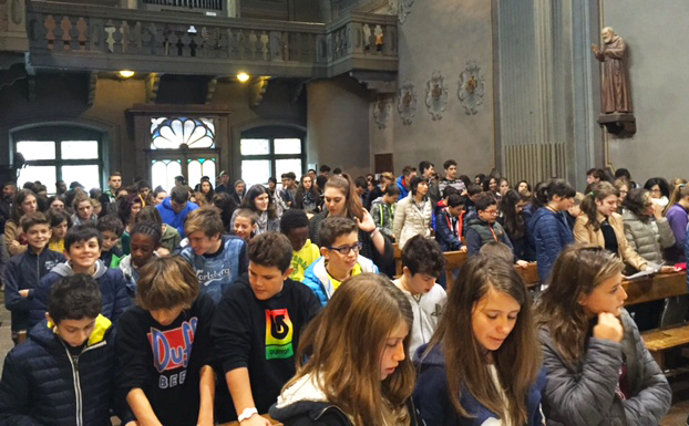 Messa d'inizio anno scolastico per alunni del Rosmini. Fotogallery