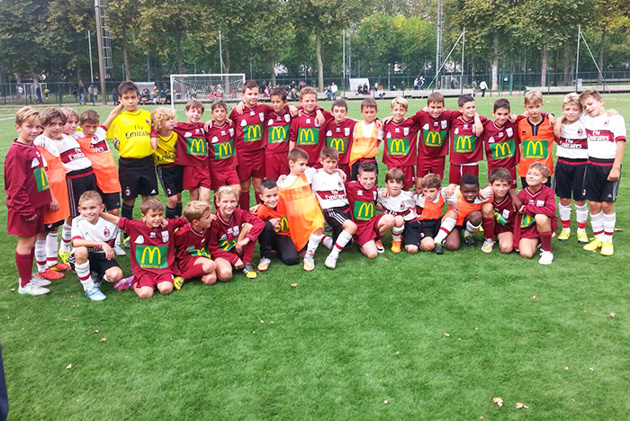 Juve Domo – Milan, sfida tra i pulcini. Una bella giornata di sport e festa. Foto