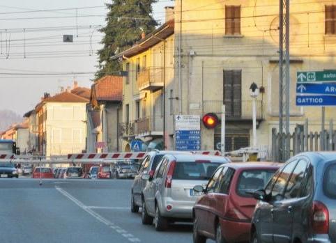 Scontro sull'ex statale biellese: coinvolte due giovani del Vergante